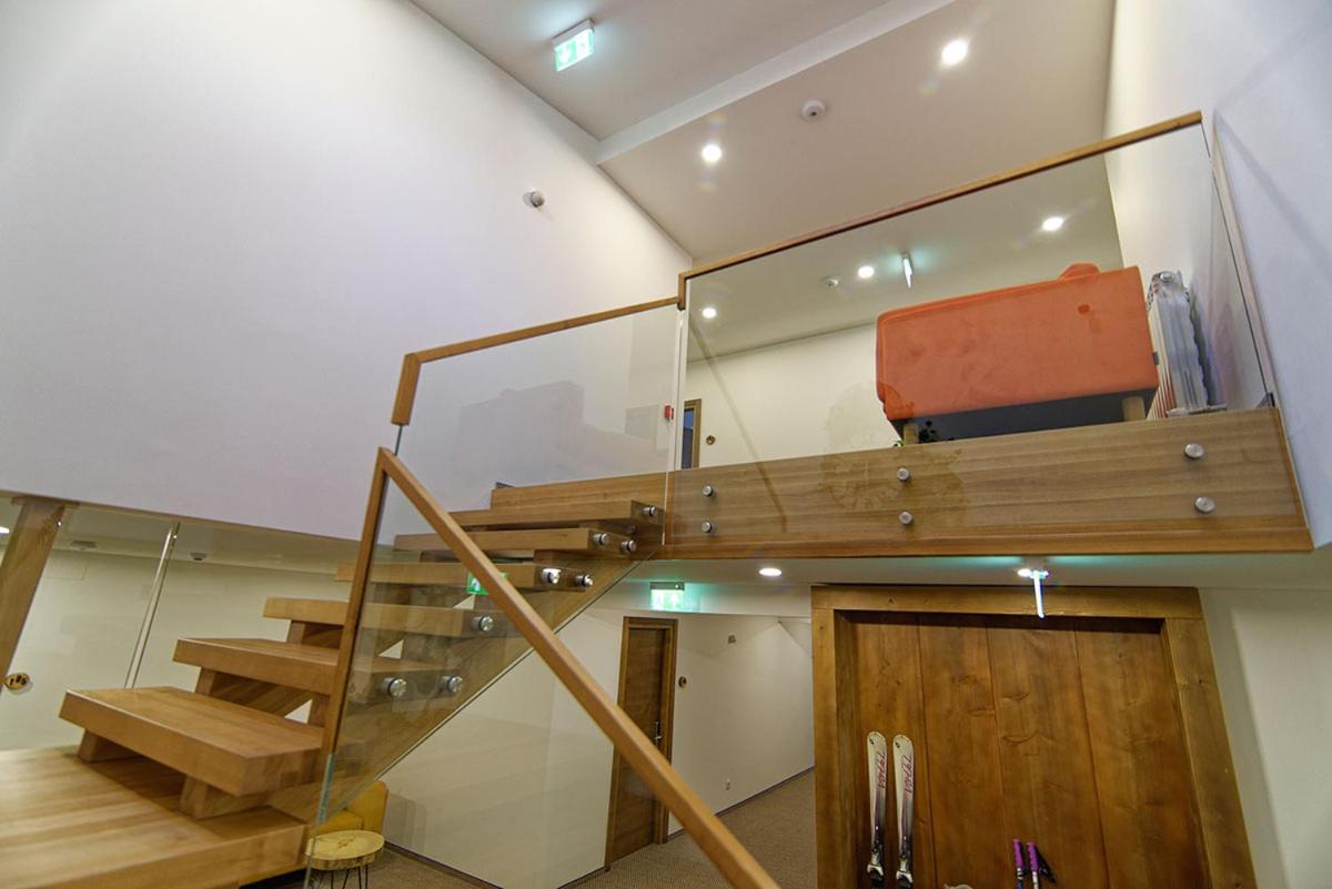 Aquarius Boutique Hotel Câmpulung Moldovenesc Exterior foto