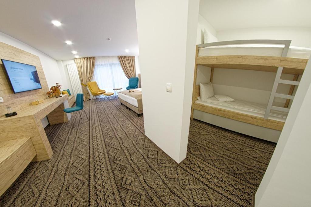 Aquarius Boutique Hotel Câmpulung Moldovenesc Cameră foto
