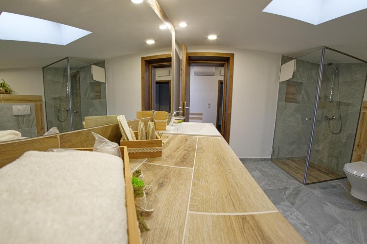 Aquarius Boutique Hotel Câmpulung Moldovenesc Cameră foto