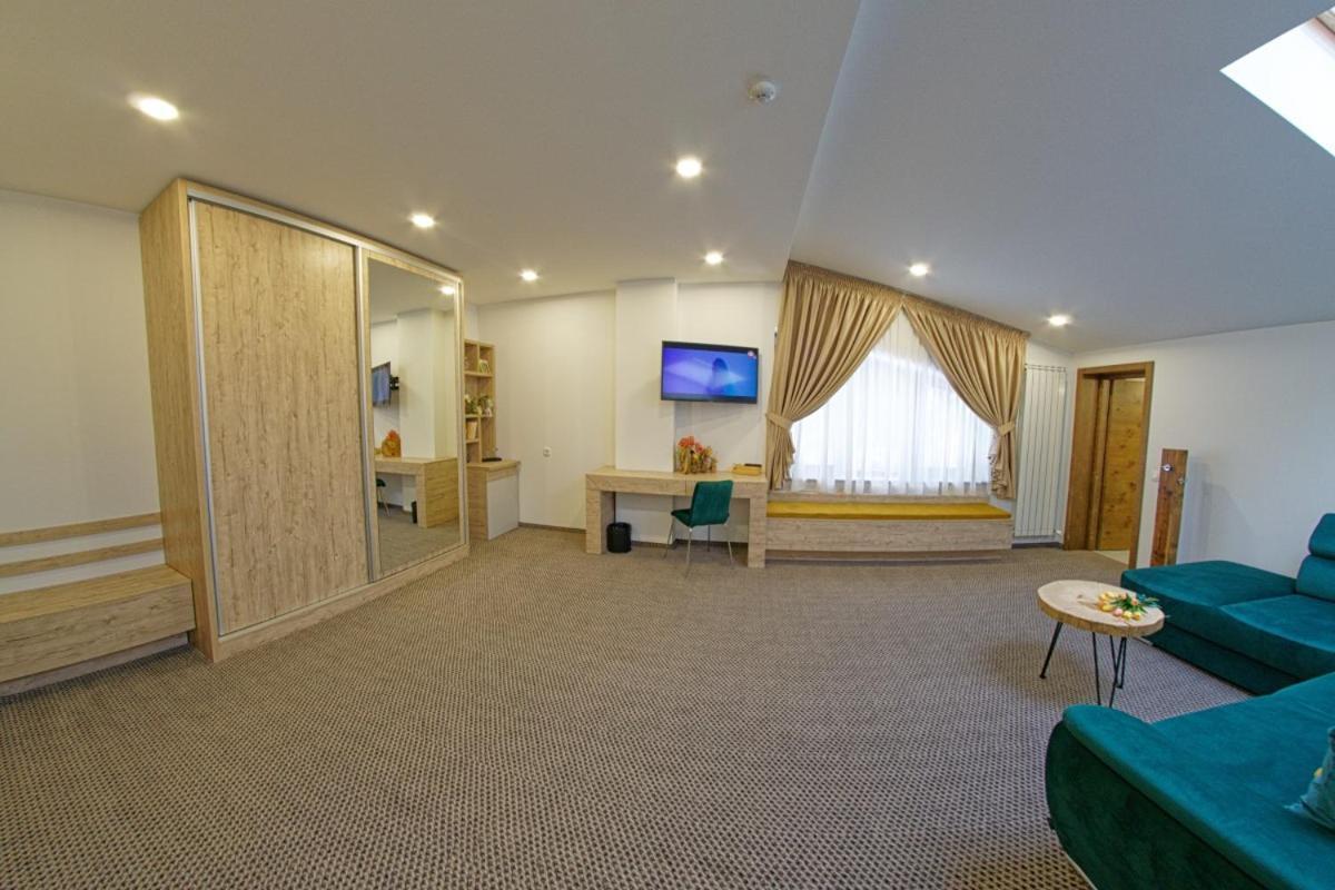 Aquarius Boutique Hotel Câmpulung Moldovenesc Cameră foto